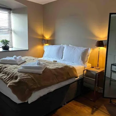 Immaculate 2-bed House In Embsay Appartamento Skipton