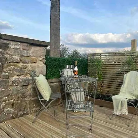 Immaculate 2-bed House In Embsay Appartamento *